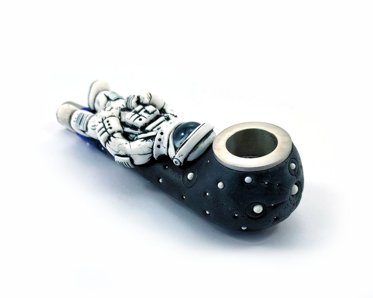 Gadzyl Astronaut Smoking pipe (DHL express shipping included)