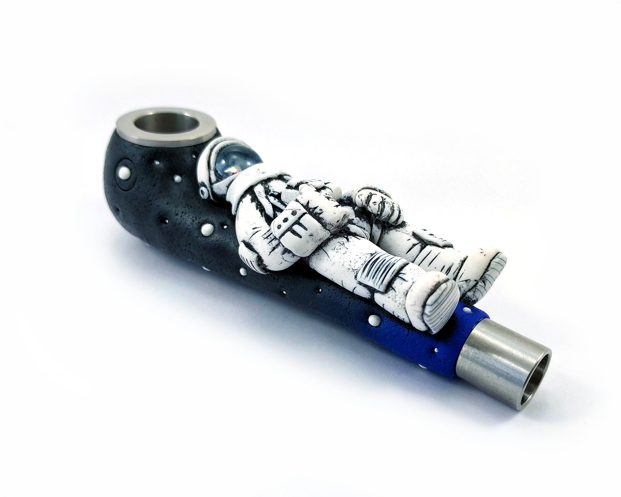 Gadzyl Astronaut Smoking pipe (DHL express shipping included)