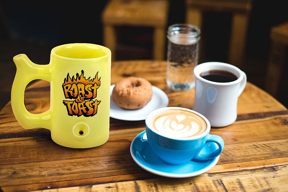 Yellow Roast & toast mug with flames
